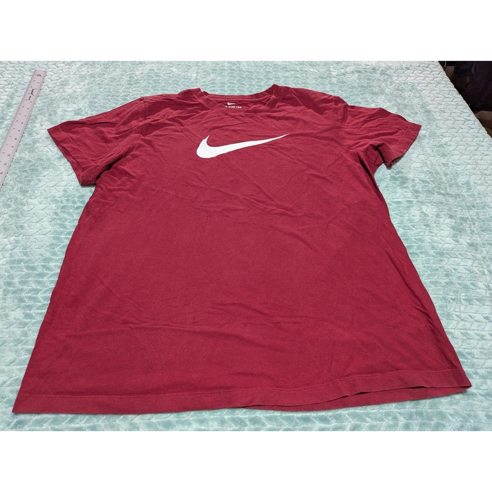 Nike Mens Graphic Tee Shirt Burgundy White Swoosh Logo XL Short Sleeve Crew Neck
